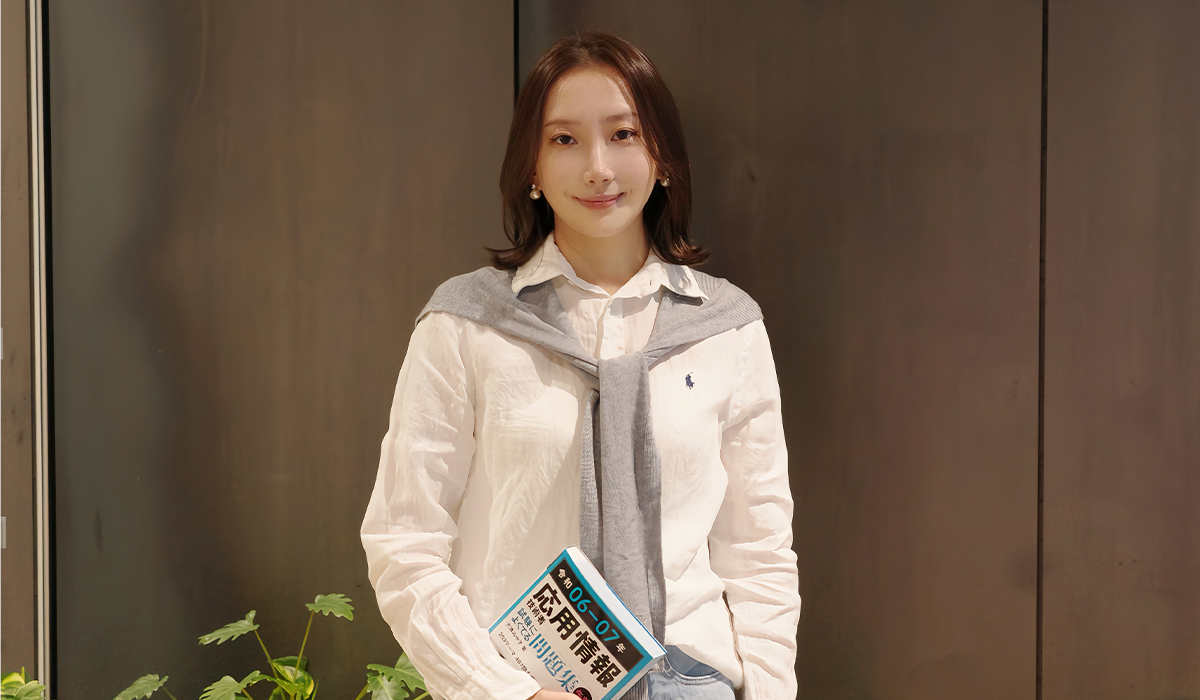 学校で学んだpythonのスキルとビジネスコミュニケーション授業が業務に役立っています