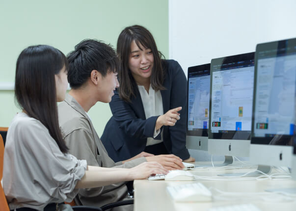 ビジネス総合校だから学べる「ビジネススキル」の強み