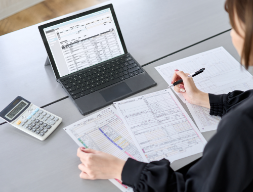 経理のお仕事、地味な立ち位置だと思っていませんよね？「数字で会社を支える！経理のお仕事の魅力」